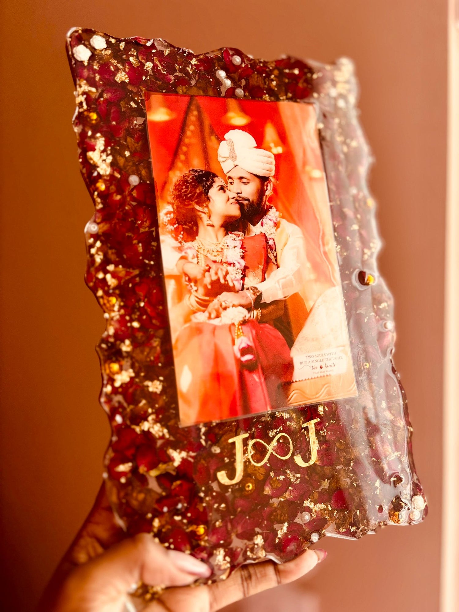 Préserver vos fleurs de mariages , objets de naissances etc..